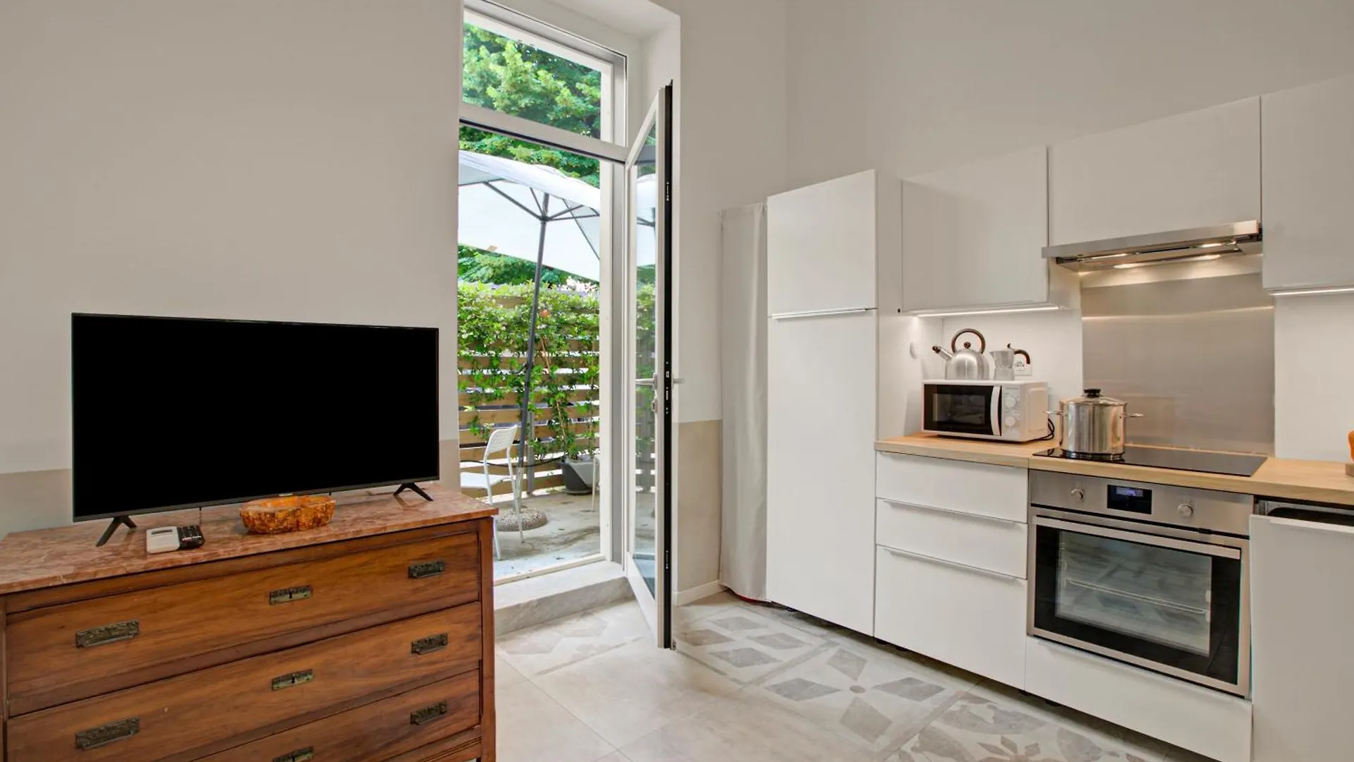 Beach & Relax With Terrace - Happy Rentals Alassio