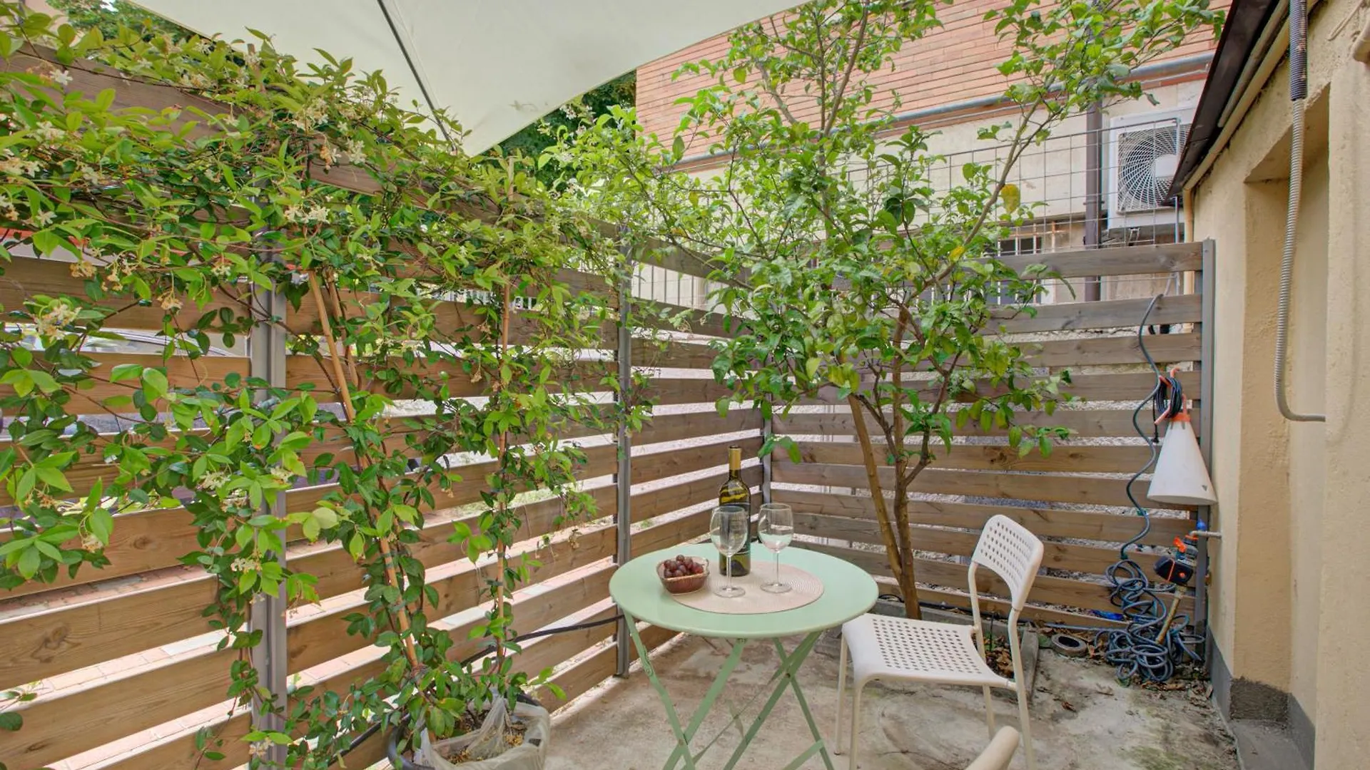 Apartment Beach & Relax With Terrace - Happy Rentals Alassio